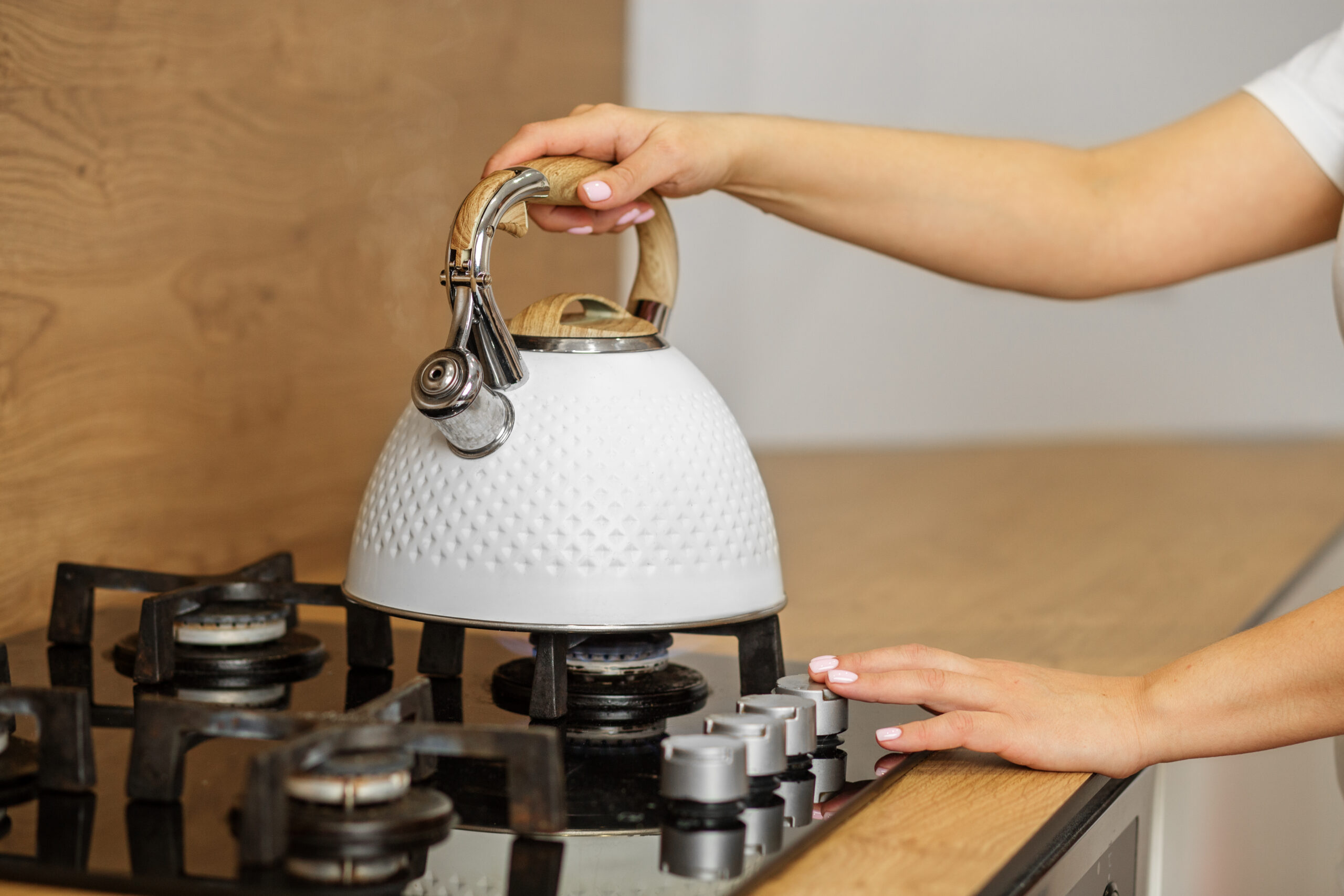 kettle hot water cause accidental burn