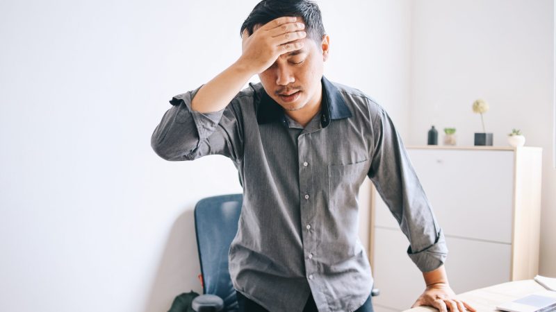 man-with-headache-or-vertigo